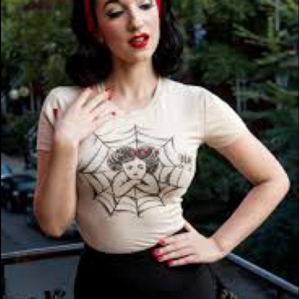 EUC MED UV Mischief Made Spider Girl tee